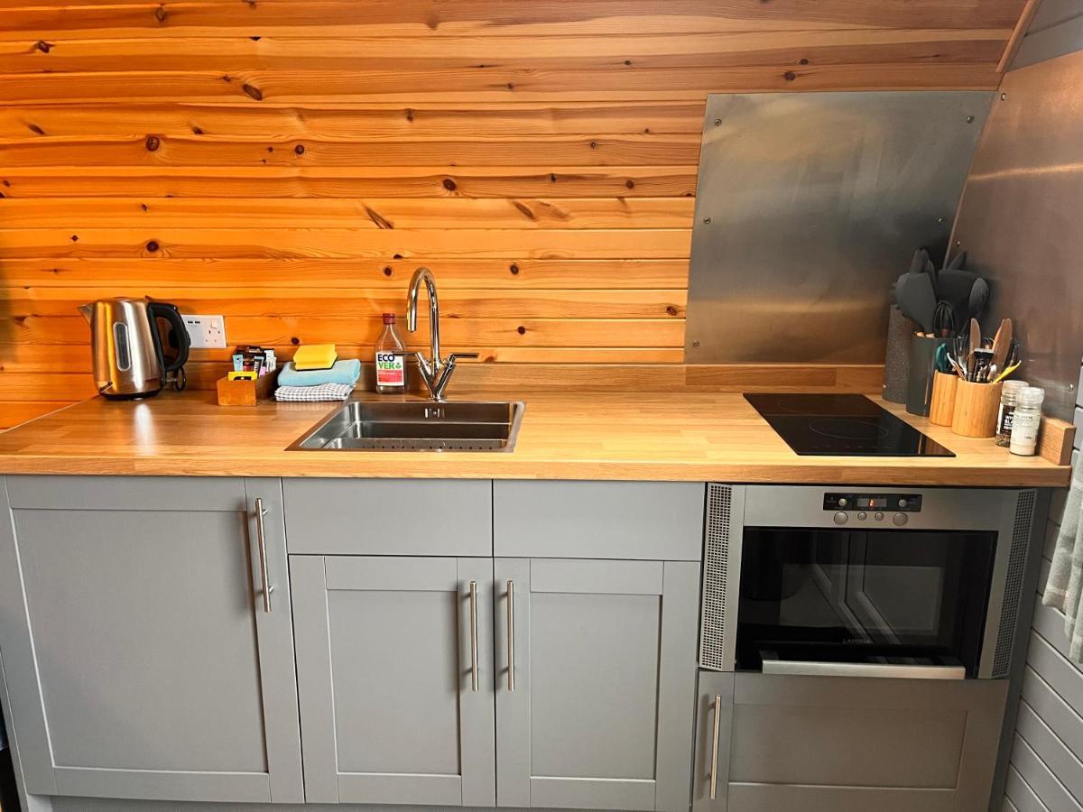 Apartamento Sea Breeze Pod Fort William Exterior foto